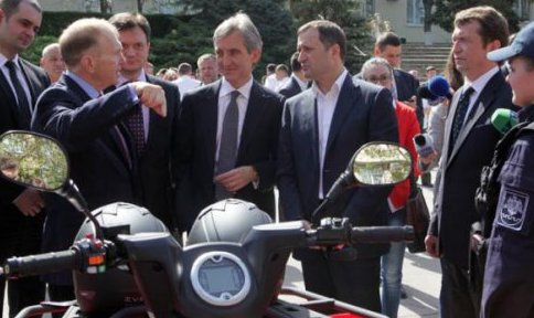 Unde pleacă premierul interimar Iurie Leancă, acolo este prezent şi fostul prim-ministru Vlad Filat.