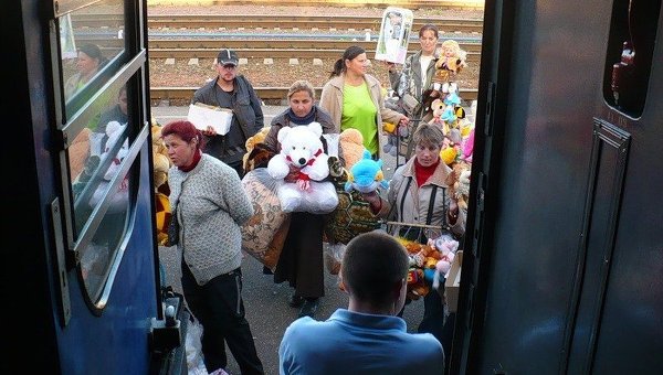 Россельхознадзор предложил запретить ввоз на территорию России продуктов питания в ручной клади и багаже пассажиров из стран СНГ.