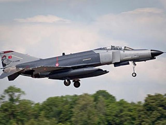 Este vorba de un avion de atac la sol F-4, au indicat surse oficiale turce citate de agenţia de presă Anatolia.