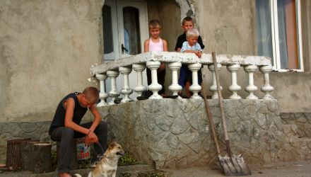  O scrisoare la lumina lumânării pentru Filat