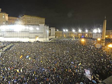 Despre noul papă Francisc (cardinalul Jorge Bergoglio) publicaţia Catholic Online scrie că în Argentina el era cunoscut pentru opoziţia sa fermă faţă de avort
