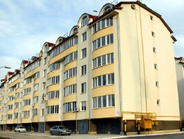Persoanele care dispun de locuinţe de serviciu vor putea fi evacuate odată cu desfacerea contractului de muncă