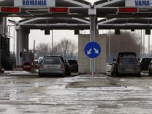 Ion Garştea spune că ultima dată când a trecut postul vamal a fost ţinut în vamă timp de 7 ore. 