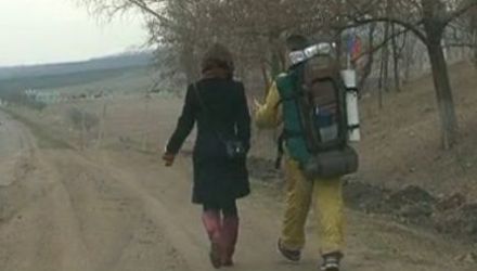 Şi-a dorit să străbată Moldova pe jos, ca să demonstreze tuturor că aici există turism extrem... şi a reuşit să facă acest lucru.