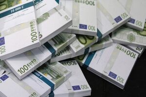 Ministerul de Finanţe a informat marţi într-un comunicat că veniturile la buget se ridică la 666 de milioane de euro 