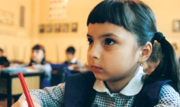 În Moldova mai lucrează 3 școli serale și 28 de școli pentru copii cu deficiențe în dezvoltarea intelectuală sau fizică.