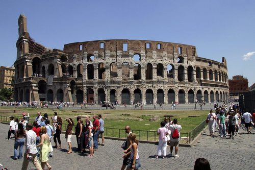 Italia se află în topul ţărilor lumii după numărul turiştilor care o vizitează. Foto: champion-tlt.ru