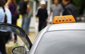 30-летний подозреваемый сейчас находится под стражей в комиссариате полиции города Комрат.