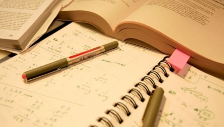 Pe întreg teritoriul ţării au fost deschise 100 de centre de BAC, în care vor susţine examenele aproape 29 de mii de candidaţi.