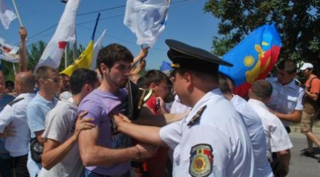 В минувшее воскресенье в южном городке Кагул было особенно жарко.