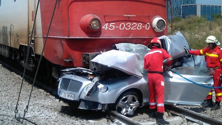 Nae Nicolae, finul lui Gigi Becali, aflat la volanul unui autoturism Bentley, mergea dinspre Bucureşti spre Pipera, judeţul Ilfov.