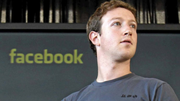 În prezent, acţiunile lui Zuckerberg la Facebook valorează cu 5 miliarde de dolari mai puţin.