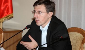 Juristul Primăriei a fost reținut în flagrant cu mită acum două săptămâni