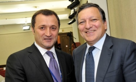 Seara, cei doi oficiali vor participa la cel de-al doilea Summit al Parteneriatul Estic al Partidului Popular.