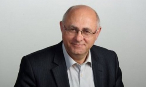 Într-un comunicat de presă al liberalilor se precizeză că partidul a luat act de demisia lui Anatol Petrencu şi părăsirea formaţiunii politice