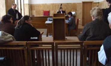 Суд сектора Буюканы приговорил жителя Кишинева к 13 годам лишения свободы за мошенничество в особо крупных размерах. Фото: tv7.md