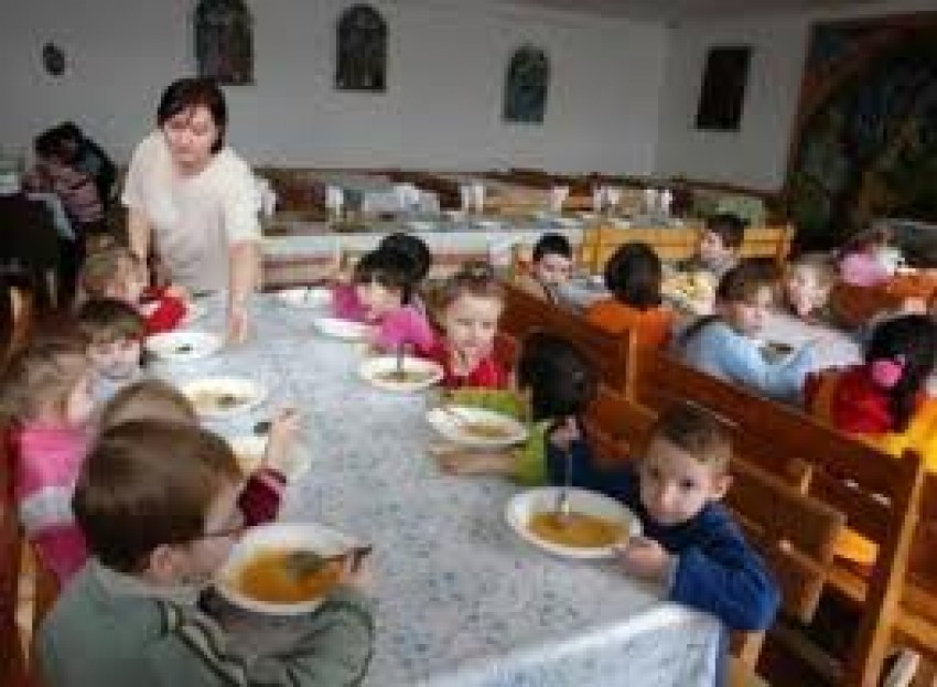 CMC a decis să aloce cu 10 lei mai mult pentru alimentația copiilor din liceele cu profil sportiv din Chișinău.