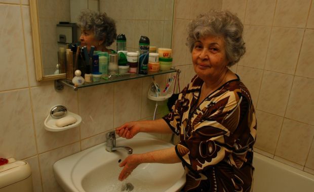 Три жилых дома в Кишиневе остались без воды из-за долгов перед поставщиком. 