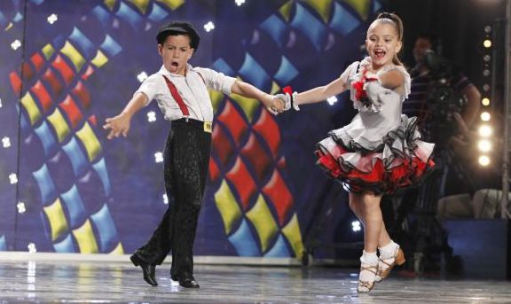Mihai Ungureanu şi Ionela Ţăruş, au făcut o figură bună  la „Românii au talent“.
