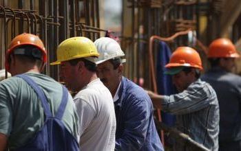 Anterior, un proiect de lege care prevede ca muncitorii străini să fie obligaţi să înveţe limba rusă