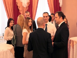 Programul Burse de masterat pentru tinerii profesionişti din serviciul public este unul important pentru Guvernul Republicii Moldova