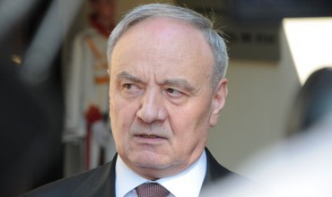 Nicolae Timofti, nu va anunţa un candidat la funcţia de premier pe data de 5 aprilie. 