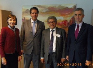  Scandalul care a dus la dezbinarea Partidului Liberal a intrat şi în atenţia oficialilor de la Bruxelles.