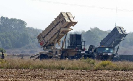 Ministerul german al Apărării a anunţat că mai întâi este necesar un mandat NATO pentru ca Berlinul să examineze un asemenea angajament. 