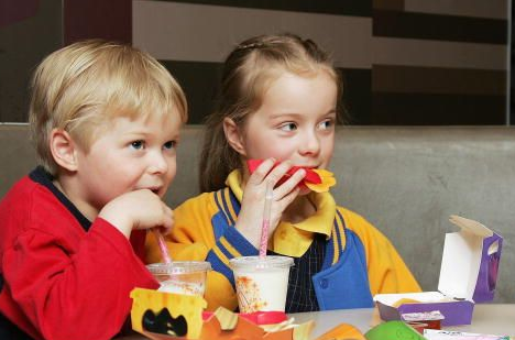 McDonald’s va deveni astfel cel mai mare distribuitor de cărți din Marea Britanie.
