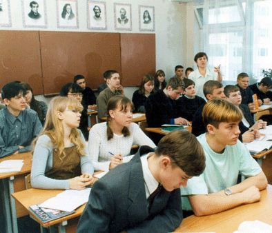 Молдавские олимпийцы готовились к соревнованию под руководством своих преподавателей, а также группы педагогов химического факультета МолдГУ.