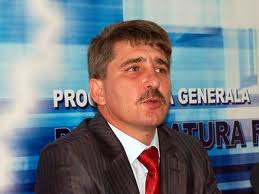 Fostul procuror a adăugat că nu e corect să fie majorate doar salariile ofițerilor CCCEC