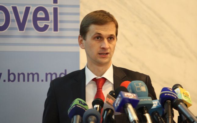Drăguţanu, a declarat că instituţia vrea săi convingă pe acţionarii cu influenţă semnificativă în capitalul băncilor să-şi dezvăluie identitatea.