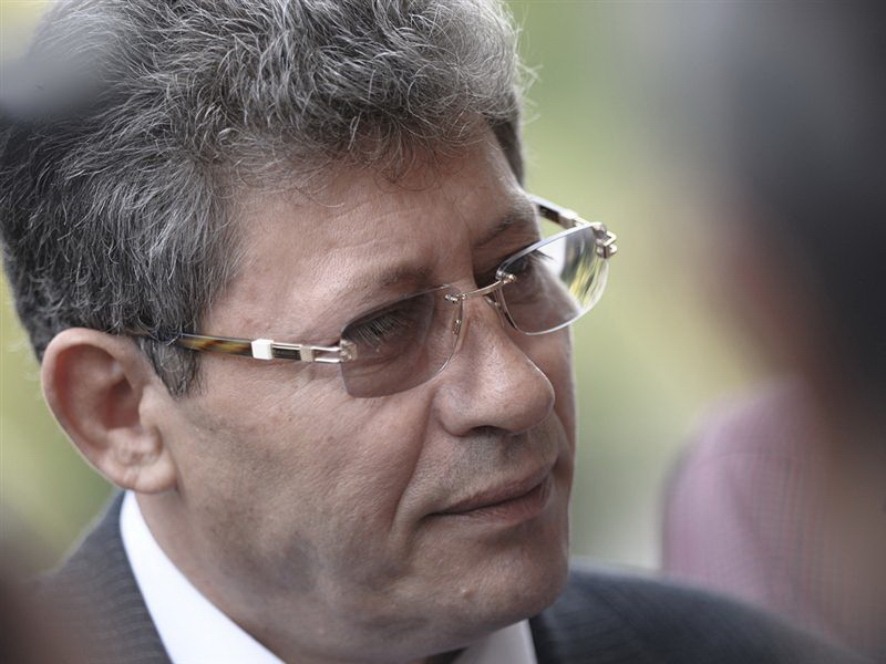 Or, potrivit lui Ghimpu, realizând obiectivul principal, adică integrarea în UE, atunci problemele minore se rezolvă mai ușor. Foto: ionbargan.md