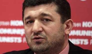  Membrii partidului Comuniștilor, au înaintat propria moțiune de cenzură asupra activității Guvernului. 