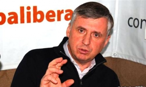 Ion Sturza spune că demiterea lui Plahotniuc se va termina „cu nimic”. 