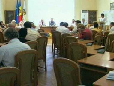 Introducerea a unor taxe locale noi pe ordinea de zi a CMC