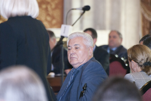 Totodată, el nu exclude, pe viitor, o posibilă alianță cu mai multe partide de stînga