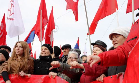  Membrii Partidului Comuniștilor nu renunță la protestele împotriva actualei guvernări.