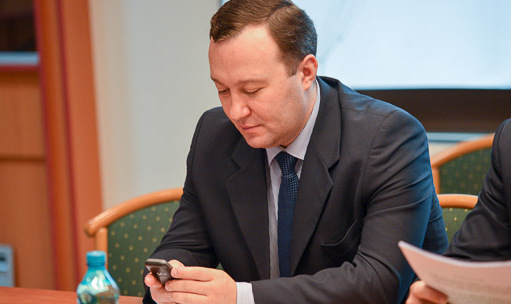 Corneliu Gurin a introdus în CV-ul său date false pentru a-și mări stagiul de muncă în calitate de jurist.