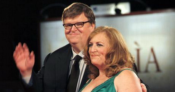Informatia nu a fost confirmata de avocatii care il reprezinta in instanta pe Michael Moore.