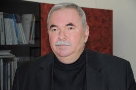 Чиботару назвал решение КС "историческим, так как на его основе, теперь можно ждать и отставки Влада Плахотнюка, и судей, и других высокопоставленных чиновников, заподозренных в коррупции".