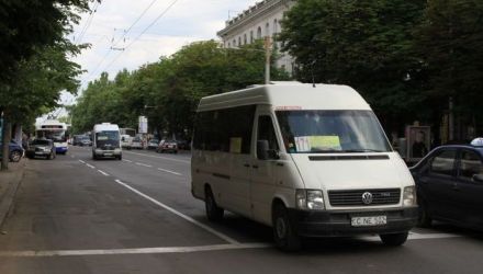 Doleanţele transportatorilor vor fi transmise într-o scrisoare Primăriei capitalei şi CMC-ului, semnată de toţi administratori de rute. 