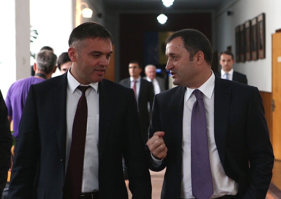 Directorul Centrului afirmă că este gata să facă faţă atacurilor care vor fi făcute asupra instituţiei pe care o conduce şi direct asupra sa.