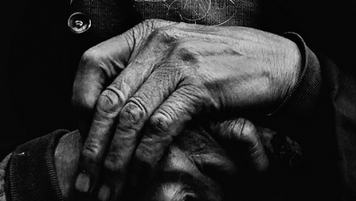 Inculpatul de 48 ani a fost condamnat pentru omor intenţionat şi tâlhărie la 17 ani privaţiune de libertate.
