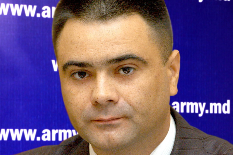 Киртоакэ отдал предпочтение родственным узам.