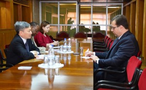 În cadrul întrevederii, părțile au abordat subiecte ce țin de suportul acordat R. Moldova de BM și au făcut un schimb de opinii referitor la situația social-politică.