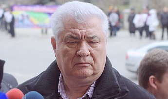 Tema discuţiei din cadrul emisiunii de miercuri seara a fost plecarea încă a trei deputaţi din fracţiunea PCRM.