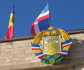 Candidaţii independenţi vor trebui să prezinte şi listele cu cîteva sute de semnături
