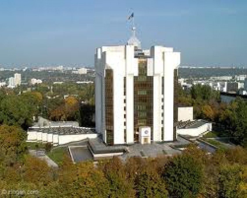 În prezent, biroul lui Nicolae Timofti se află la Reşedinţa de Stat de pe strada Nicolae Iorga.
