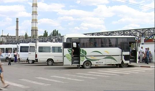 Закон требует строгой проверки, как технического состояния автомобиля, так и здоровья водителя, который работает на общественном транспорте. 